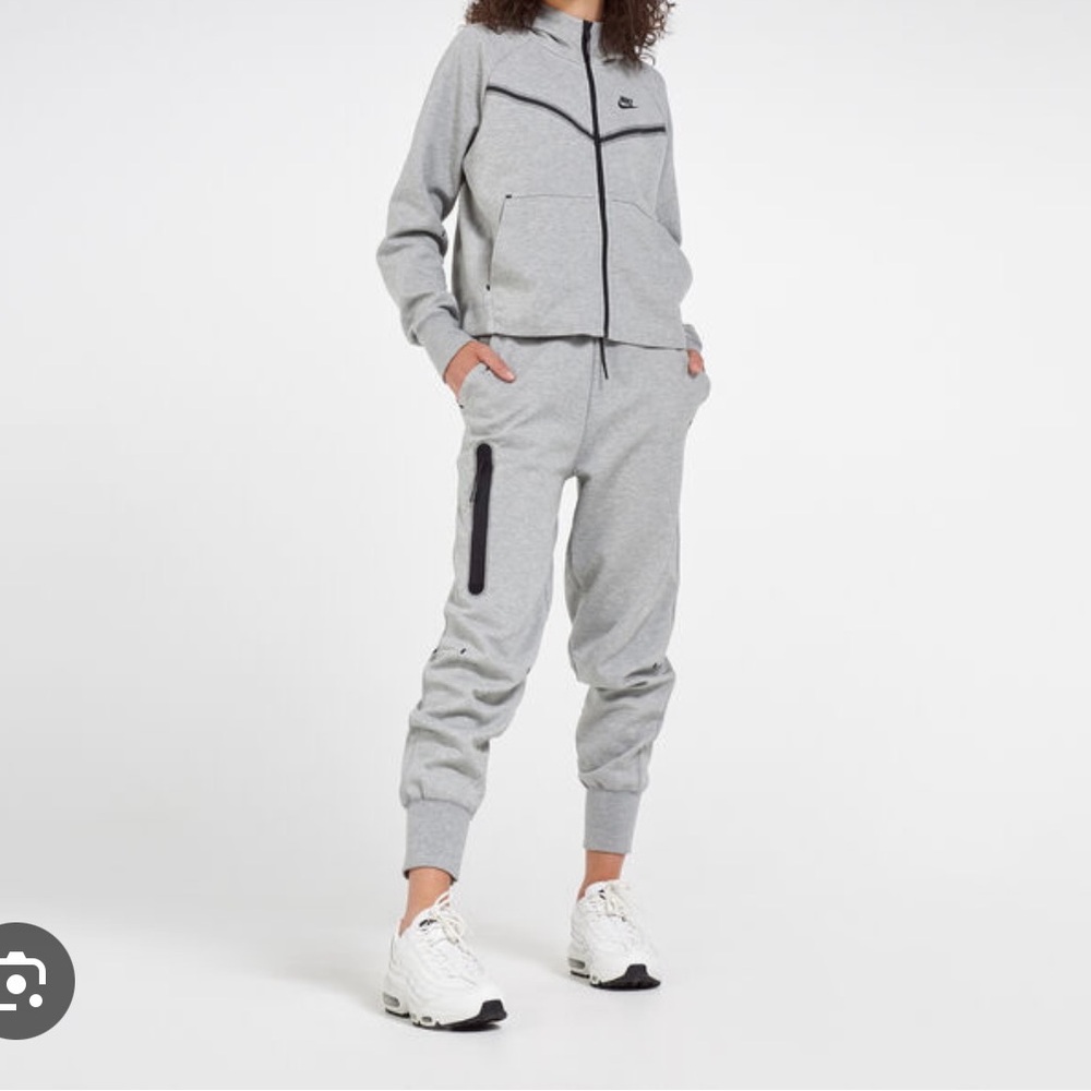 Women's Nike Tech Sweats